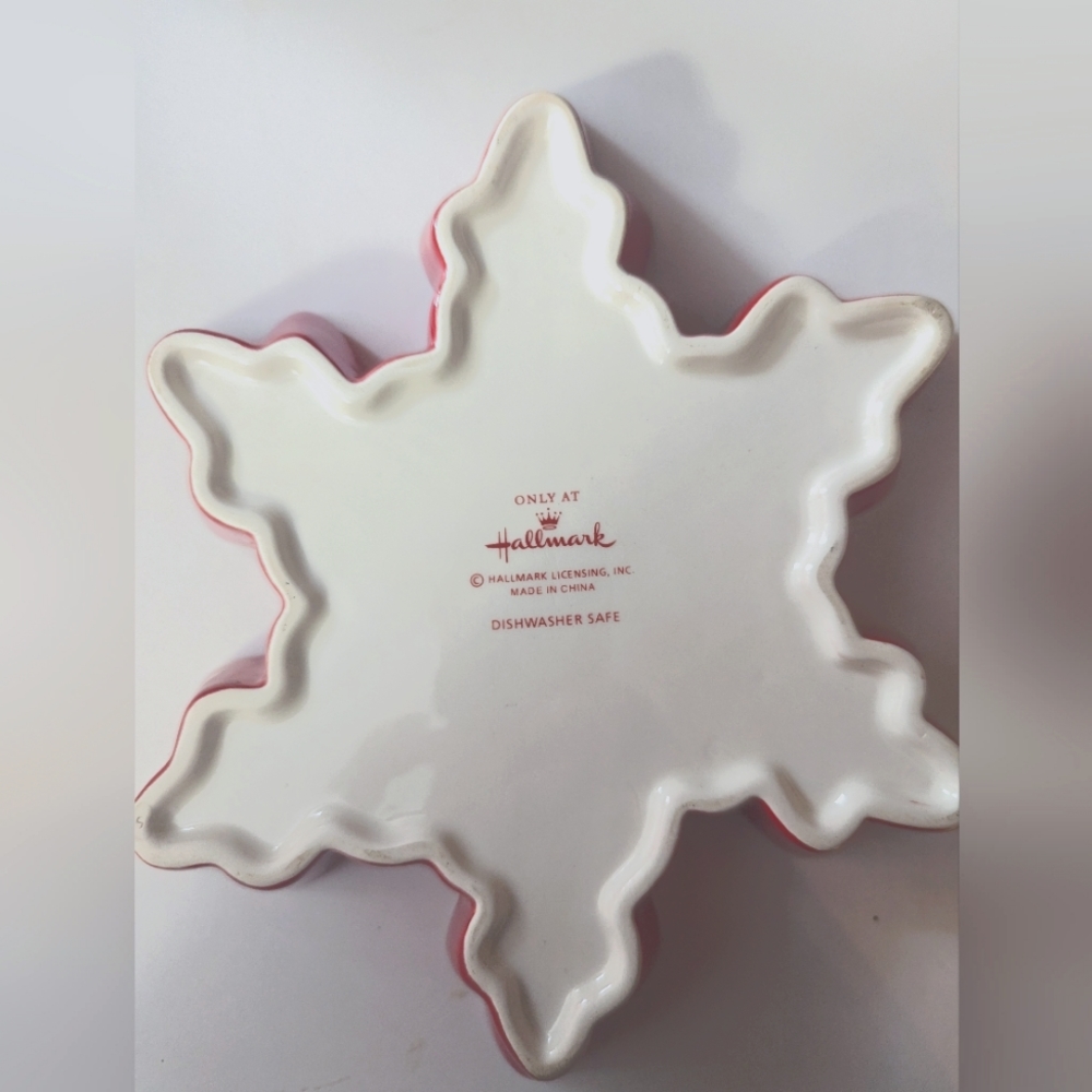 Hallmark Snowflake Dish - Picture 2 of 2
